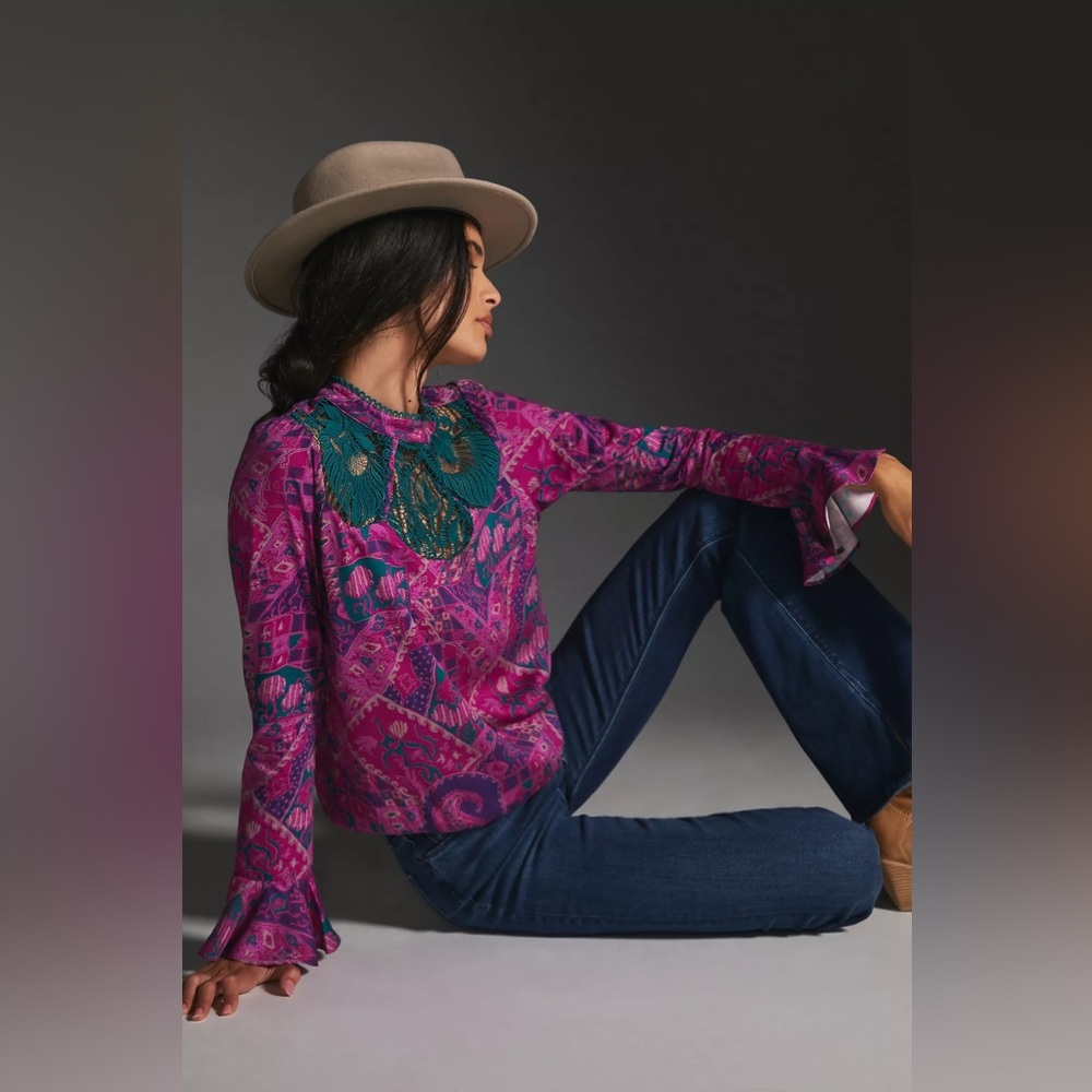 Anthropologie Tiny Brenan Flutter-Sleeve Top NWT